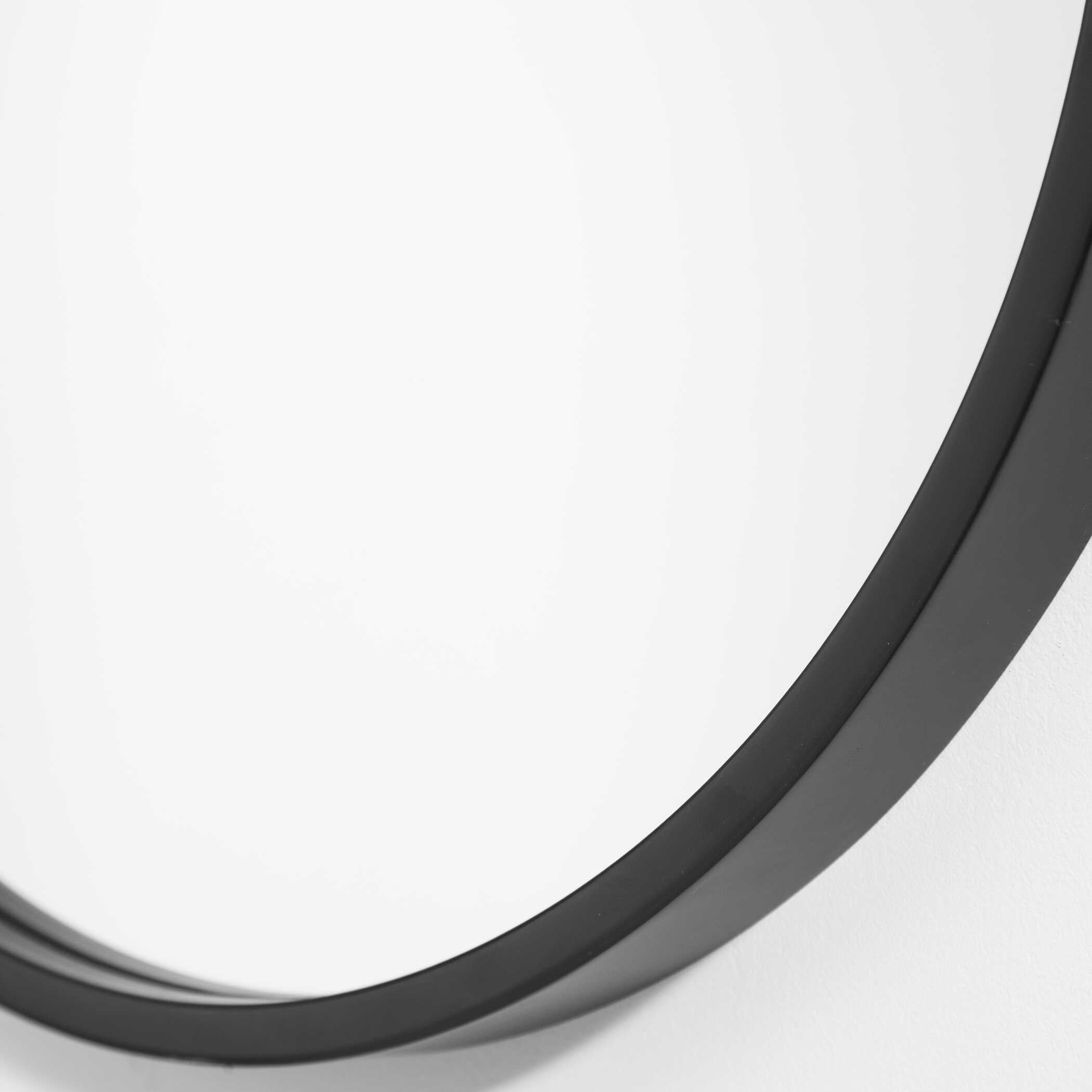 Varina Minimalist Oval Mirror