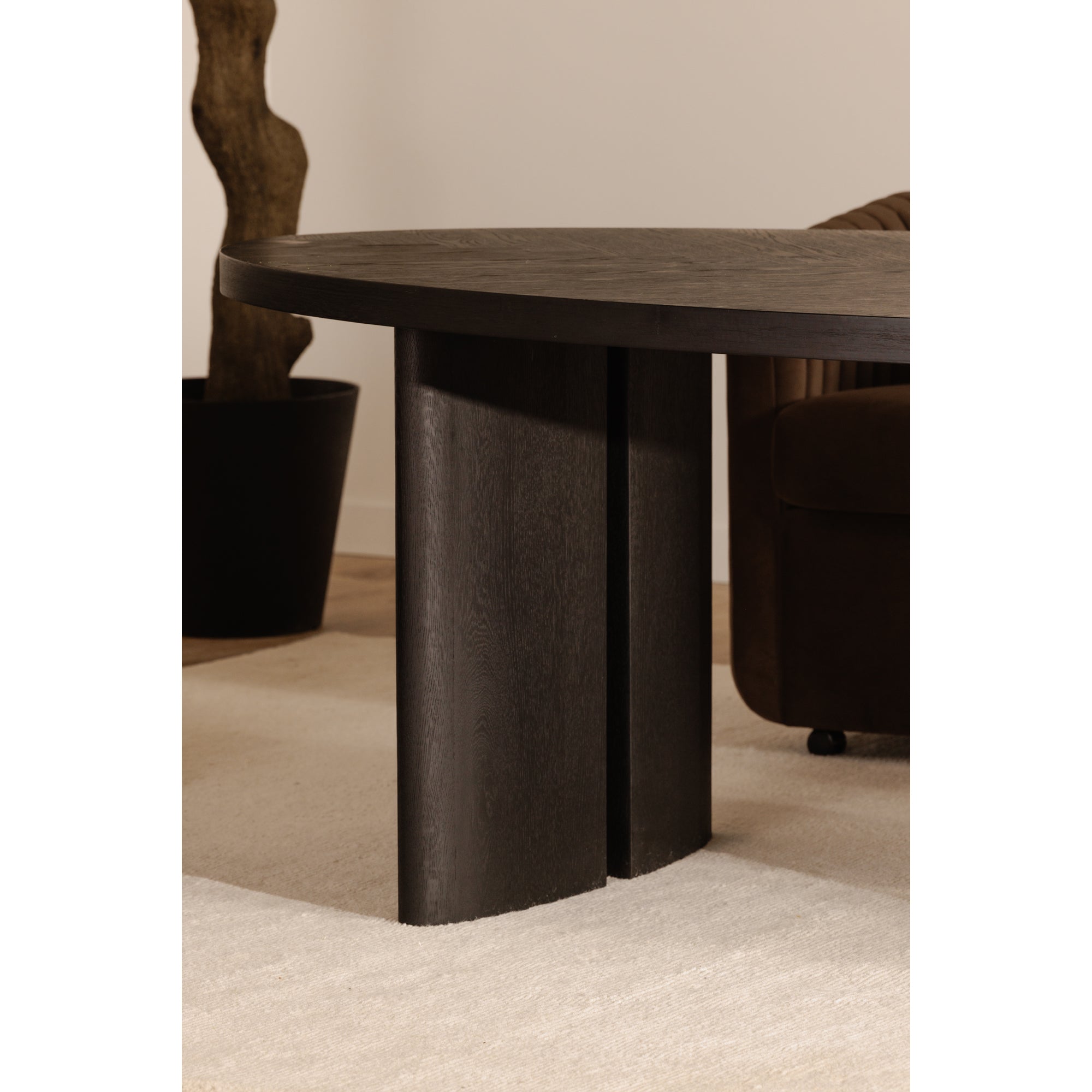 William Dining Table