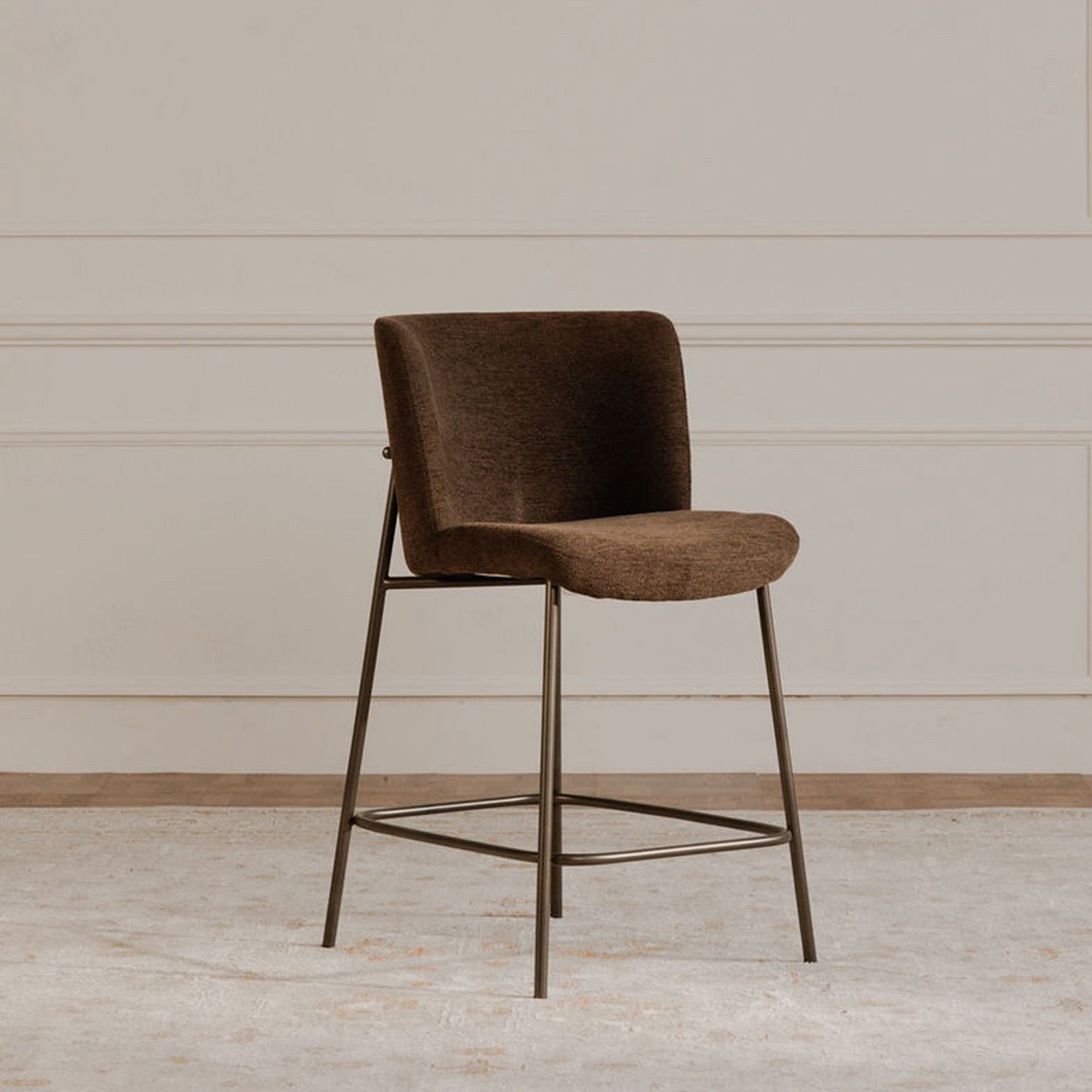 Early Bar Stool