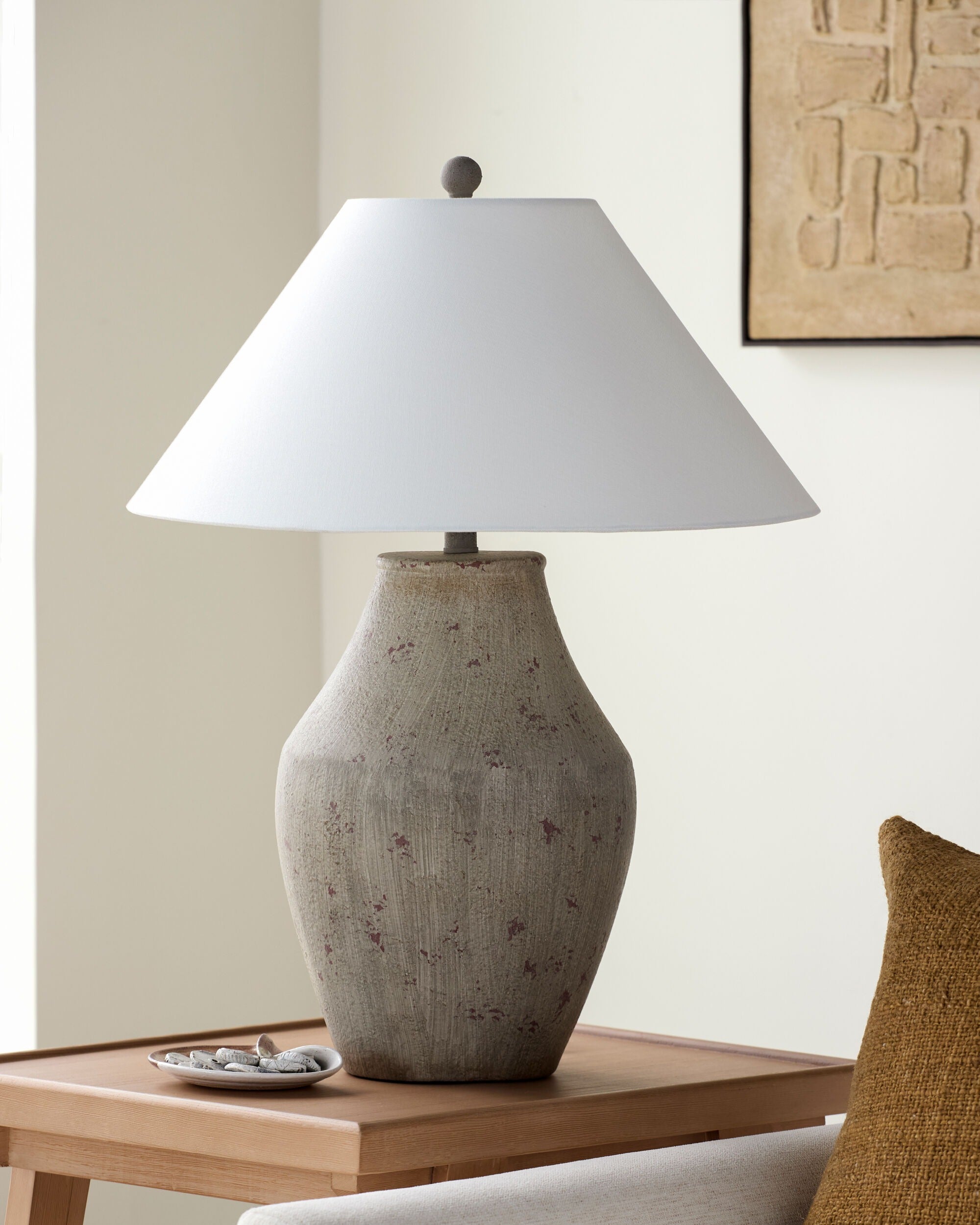 Amaryllis Accent Table Lamp