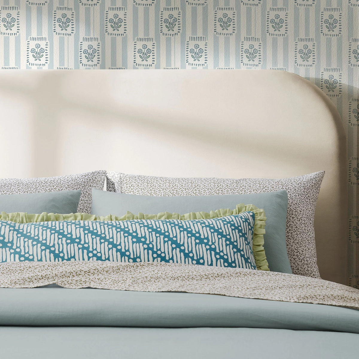 Keynote Stain-Resistant Performance Velvet Headboard