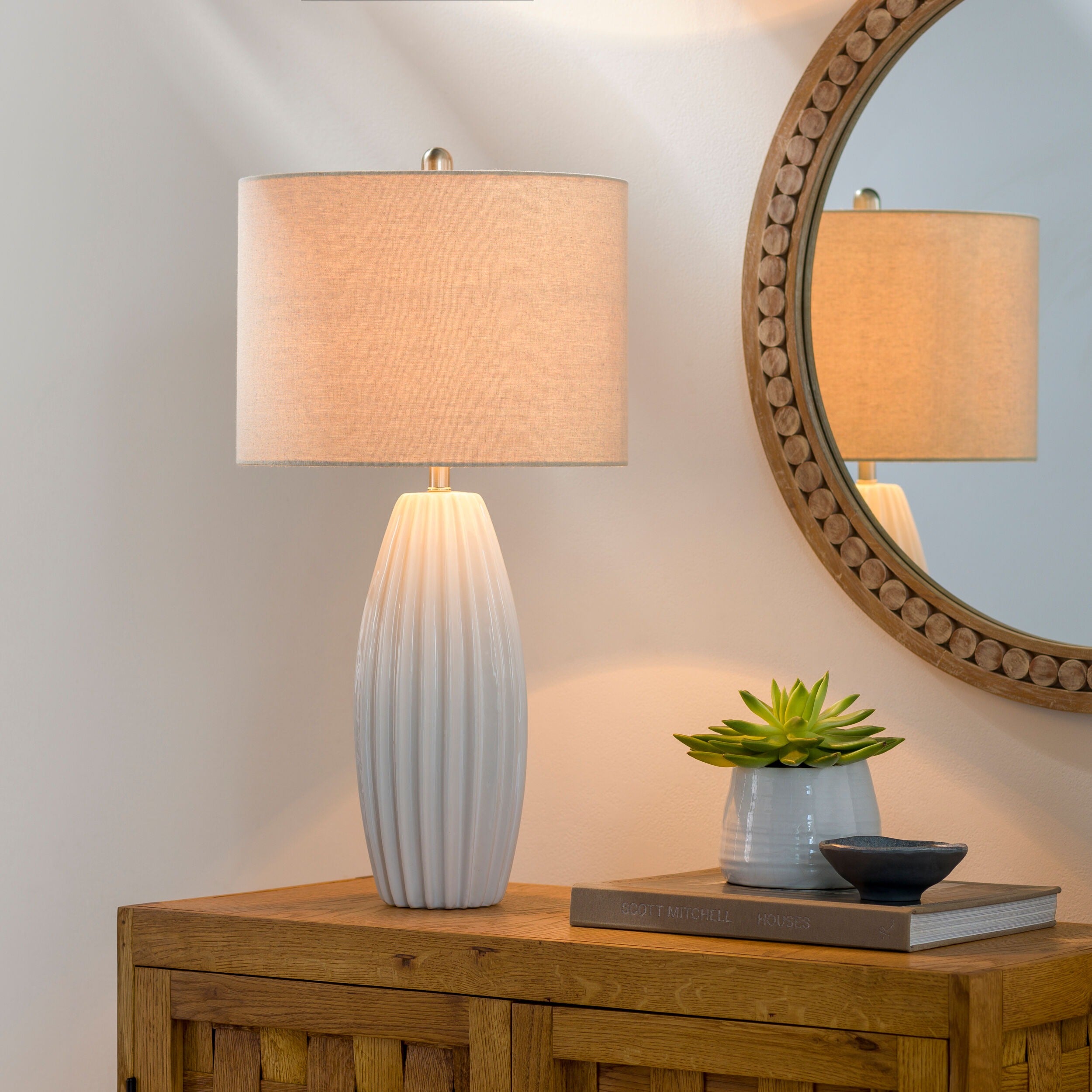 Pangong Accent Table Lamp